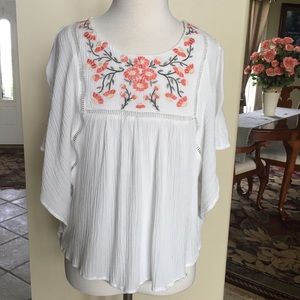 Amy Byer poncho style top. Size Girls XL(16)🌹